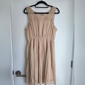 Beaded Beige Sleeveless Chiffon Dress
